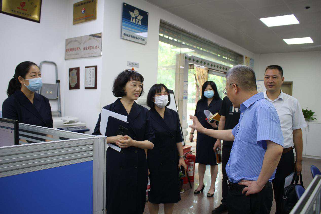 劉忠義到外服中心開(kāi)展下基層察民情解民憂暖民心實踐活動